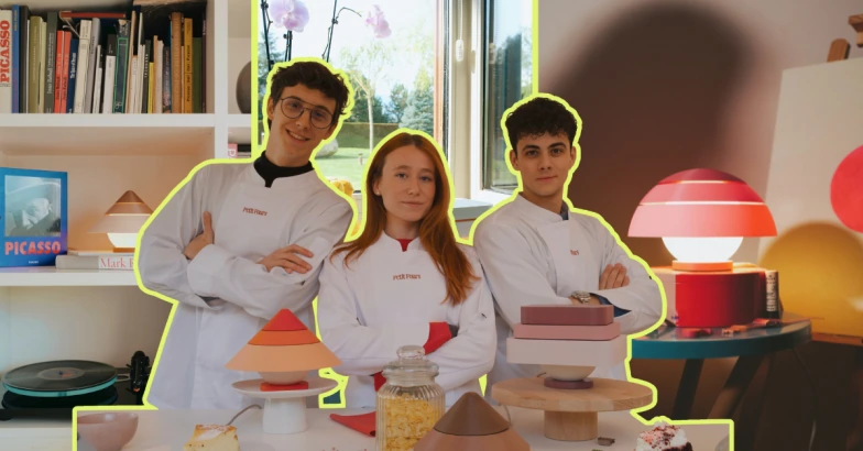 Los tres fundadores de PongoTodo vestidos de pasteleros con lámparas de la colección Petits Fours
